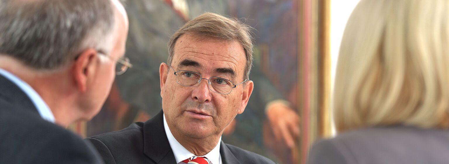 Walter Frey im Beratungsgespräch